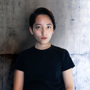 5 questions to the material and virtual fashion designer Scarlett Yang